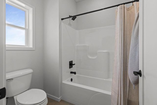 2380 SCHEURING ROAD, De Pere, WI 54115