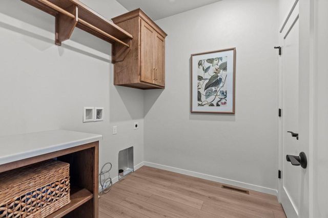 2380 SCHEURING ROAD, De Pere, WI 54115