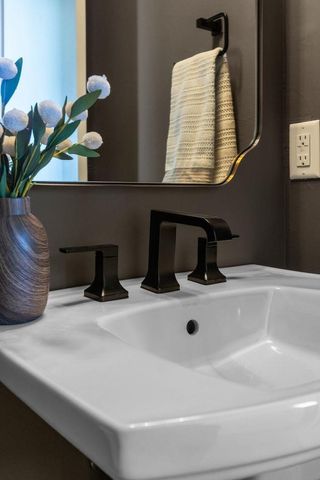 2380 SCHEURING ROAD, De Pere, WI 54115