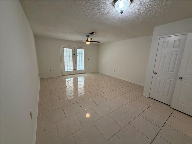 850 E LIME STREET 7, Lakeland, FL 33801