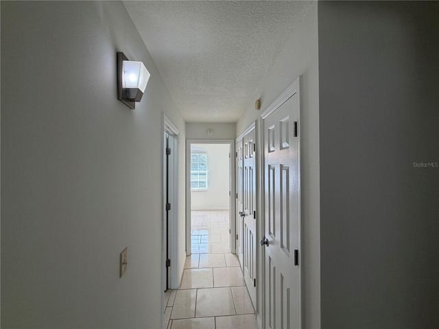 850 E LIME STREET 7, Lakeland, FL 33801