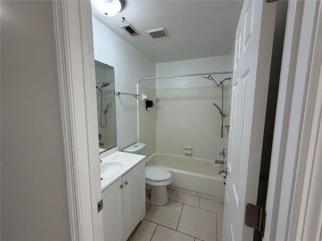 850 E LIME STREET 7, Lakeland, FL 33801