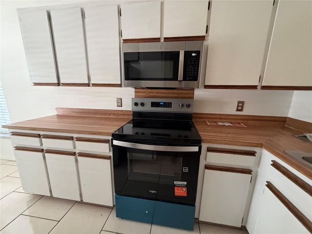 850 E LIME STREET 7, Lakeland, FL 33801