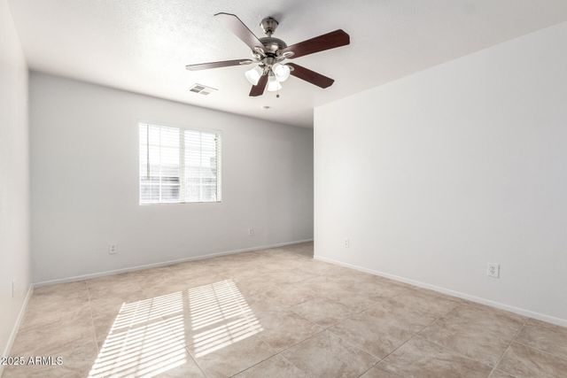 8107 W COLLEGE Drive, Phoenix, AZ 85033