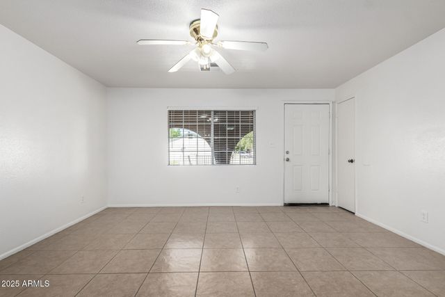 8107 W COLLEGE Drive, Phoenix, AZ 85033