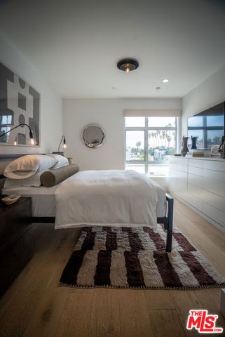 6001 Carlton Way 409, Los Angeles, CA 90028