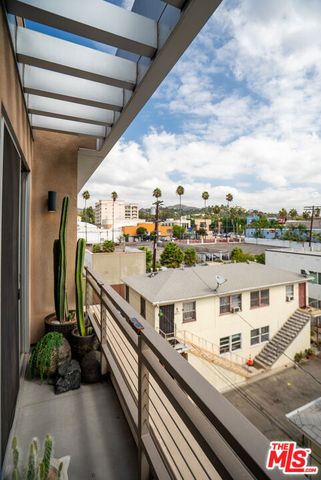 6001 Carlton Way 409, Los Angeles, CA 90028