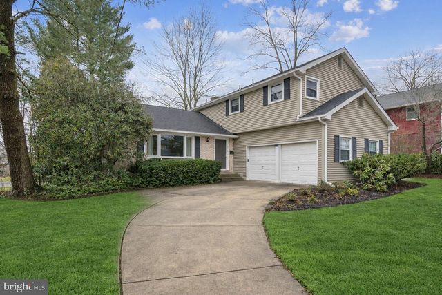 418 DORAL DR, Cherry Hill, NJ 08003