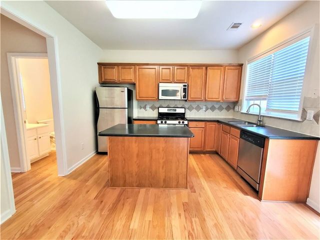 545 Friars Head Drive, Suwanee, GA 30024