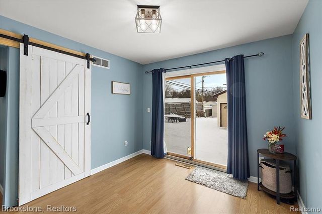 34372 Crosley Street, Clinton Township, MI 48035