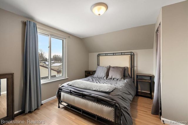 34372 Crosley Street, Clinton Township, MI 48035