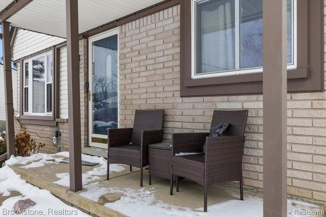 34372 Crosley Street, Clinton Township, MI 48035