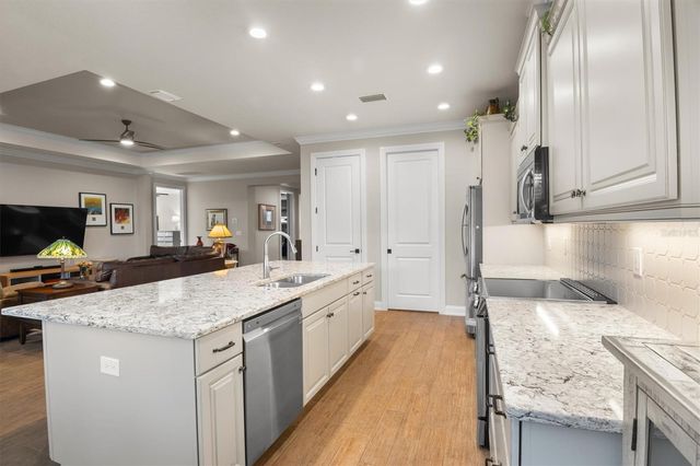 7838 LAKE JAMES BOULEVARD, Lakeland, FL 33810