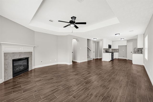 10406 Bentondale Lane, Houston, TX 77075