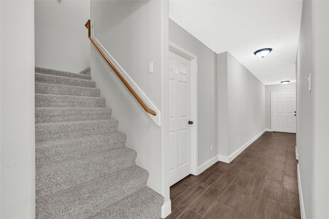 10406 Bentondale Lane, Houston, TX 77075