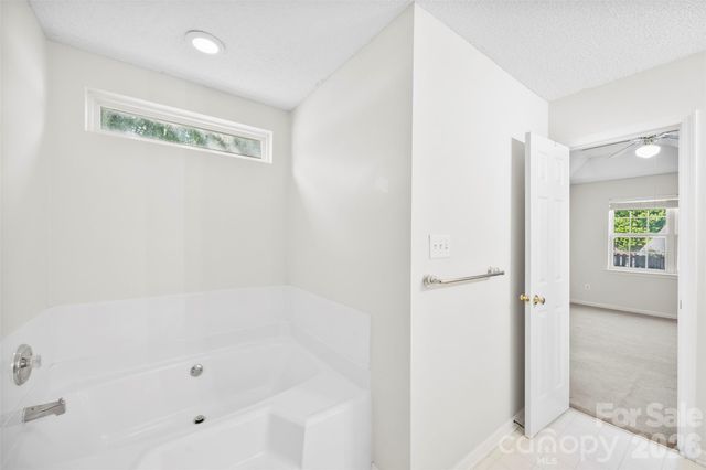 4175 Medford Drive NW, Concord, NC 28027