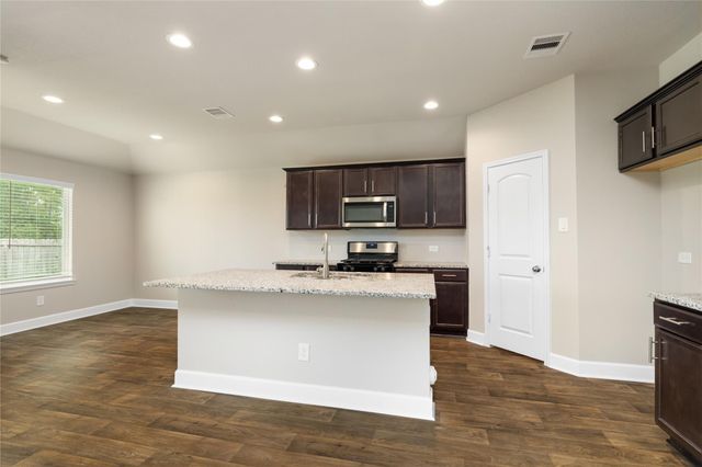 20136 Lecrete Mill Drive, New Caney, TX 77357