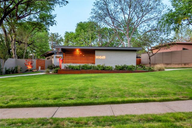 10043 Woodgrove Drive, Dallas, TX 75218