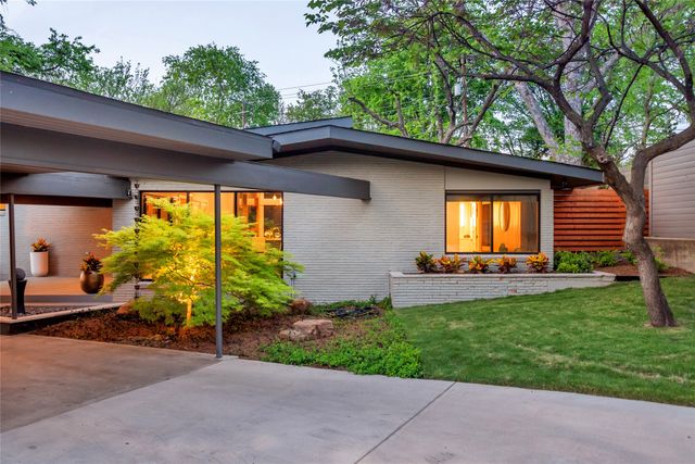 10043 Woodgrove Drive, Dallas, TX 75218