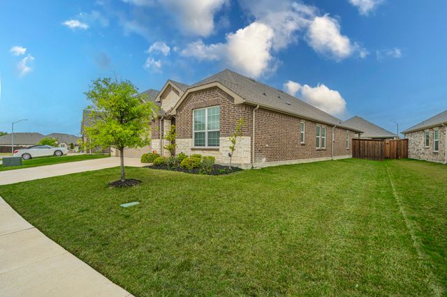 5920 Iron Creek Road, Fort Worth, TX 76137