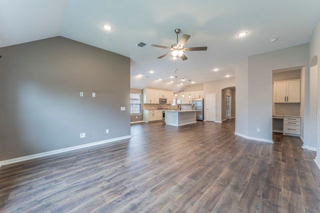 5920 Iron Creek Road, Fort Worth, TX 76137