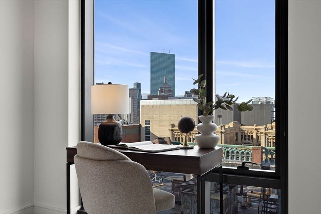 55 Lagrange St PH21C, Boston, MA 02116