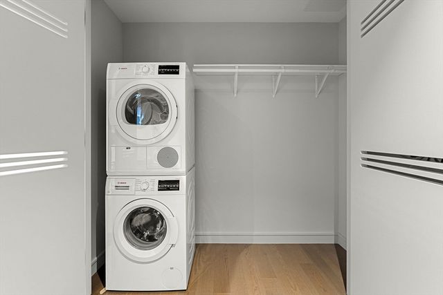 55 Lagrange St PH21C, Boston, MA 02116