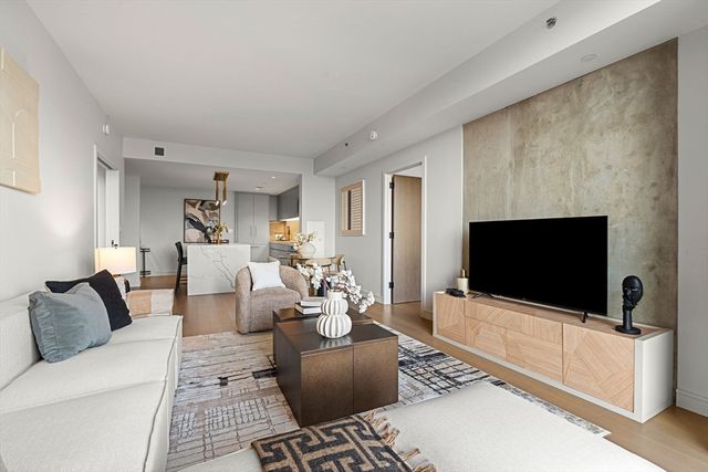 55 Lagrange St PH21C, Boston, MA 02116