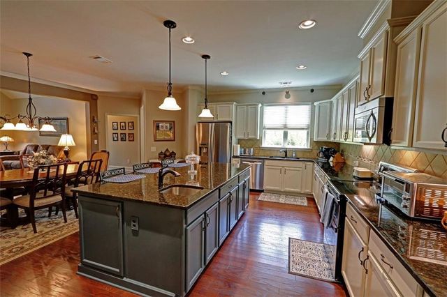2785 Middlecreek Way, Cumming, GA 30041