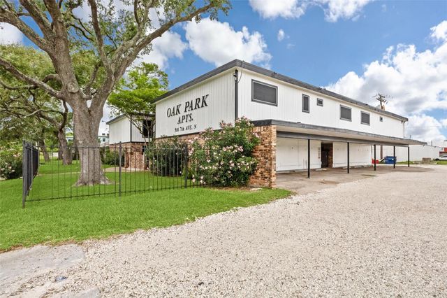 910 7th Avenue N 5, Texas City, TX 77590