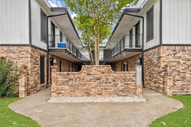 910 7th Avenue N 5, Texas City, TX 77590