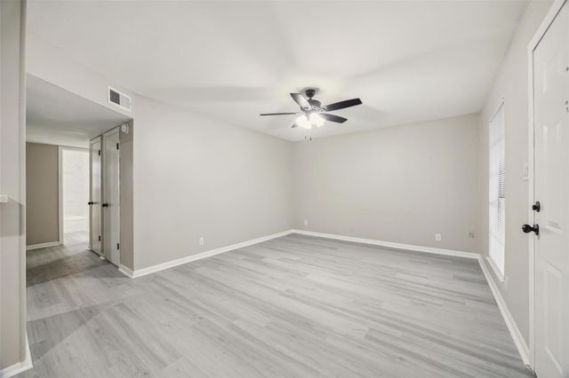 910 7th Avenue N 5, Texas City, TX 77590