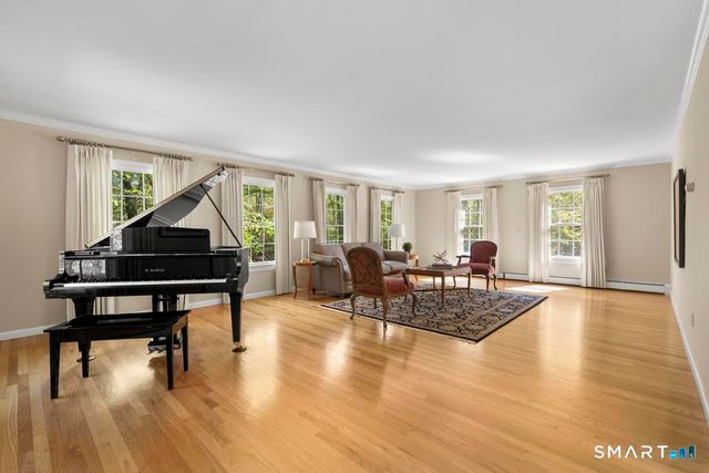 33 Topledge Road, Redding, CT 06896