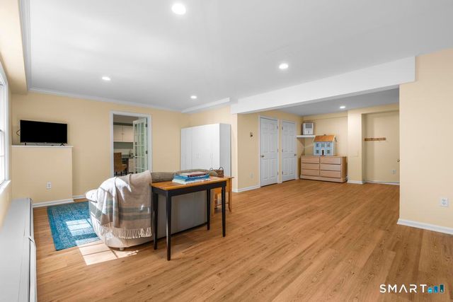 33 Topledge Road, Redding, CT 06896