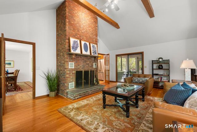 33 Topledge Road, Redding, CT 06896