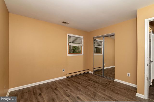 23 W SHORE DR, Southampton, NJ 08088