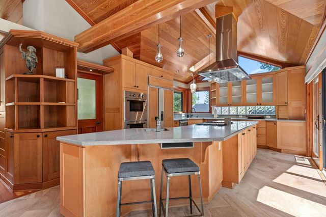 110 Allen Ranch Rd, Sutter Creek, CA 95685