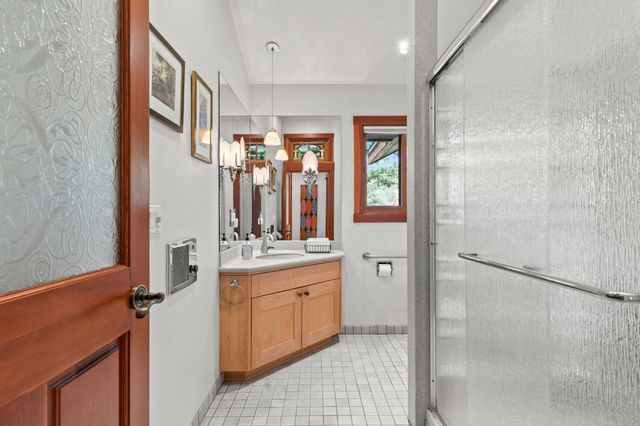 110 Allen Ranch Rd, Sutter Creek, CA 95685