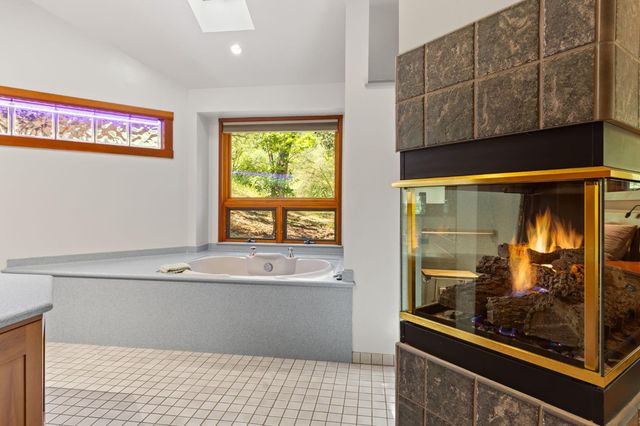 110 Allen Ranch Rd, Sutter Creek, CA 95685