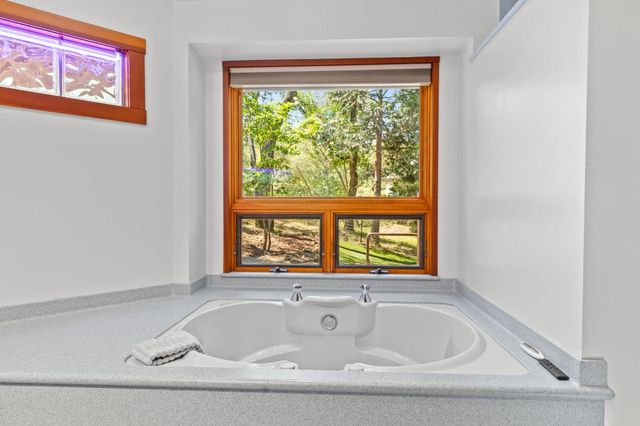110 Allen Ranch Rd, Sutter Creek, CA 95685