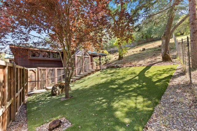 110 Allen Ranch Rd, Sutter Creek, CA 95685