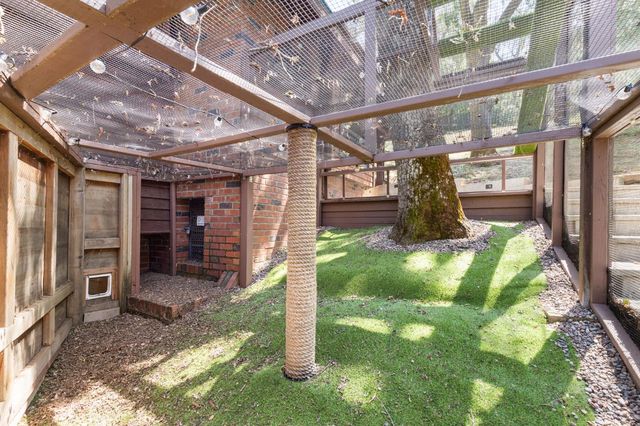 110 Allen Ranch Rd, Sutter Creek, CA 95685