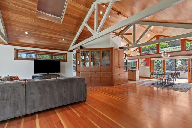 110 Allen Ranch Rd, Sutter Creek, CA 95685
