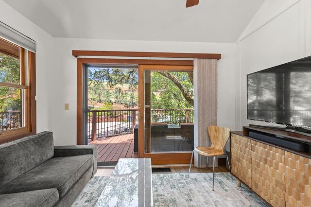 110 Allen Ranch Rd, Sutter Creek, CA 95685