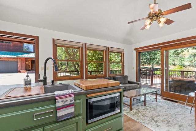 110 Allen Ranch Rd, Sutter Creek, CA 95685