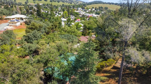 110 Allen Ranch Rd, Sutter Creek, CA 95685