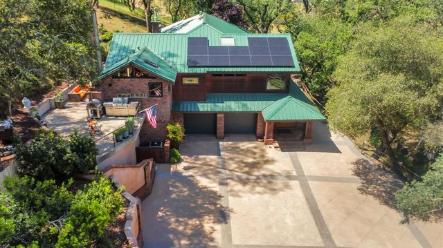110 Allen Ranch Rd, Sutter Creek, CA 95685
