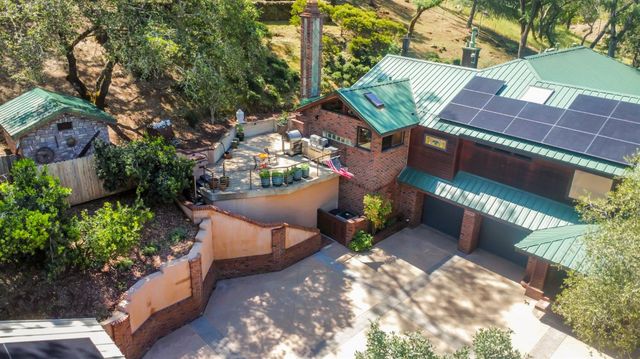 110 Allen Ranch Rd, Sutter Creek, CA 95685