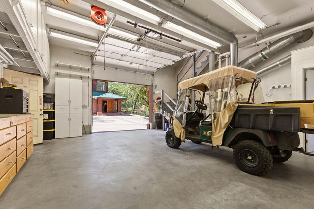 110 Allen Ranch Rd, Sutter Creek, CA 95685