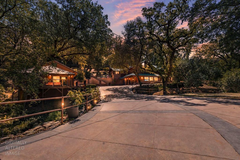 110 Allen Ranch Rd, Sutter Creek, CA 95685